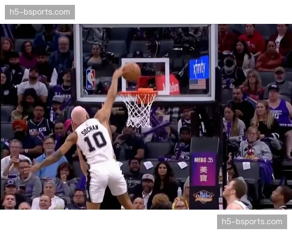 马刺索汉左脚踝扭伤观察 年轻阵容成长速度与伤病管理平衡