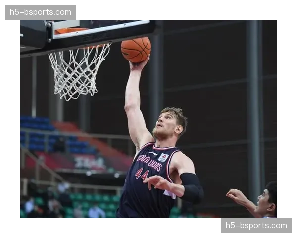 宁波队21胜21负创队史 首次晋级季后赛实现零的突破